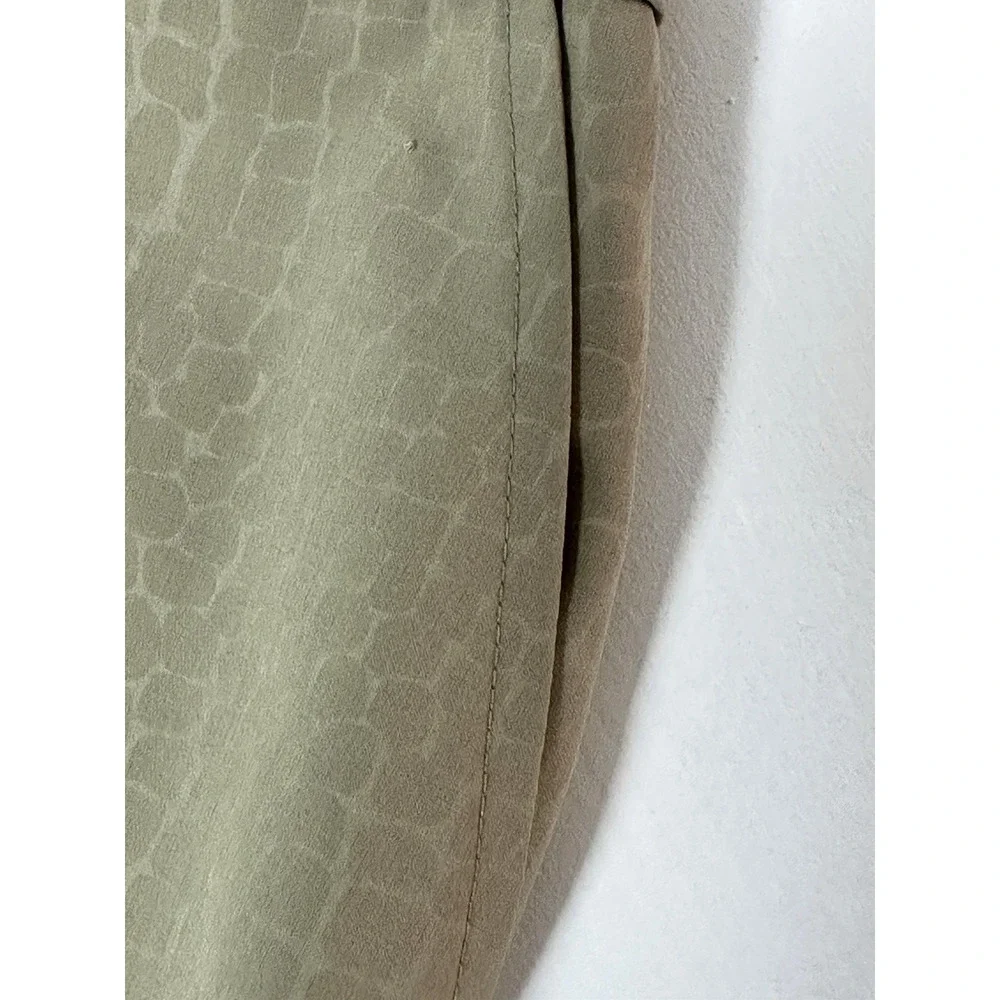 Chico Weekends Women's Tan Beige Capris with Pull Cord‎ Size 0.5 Chico's
